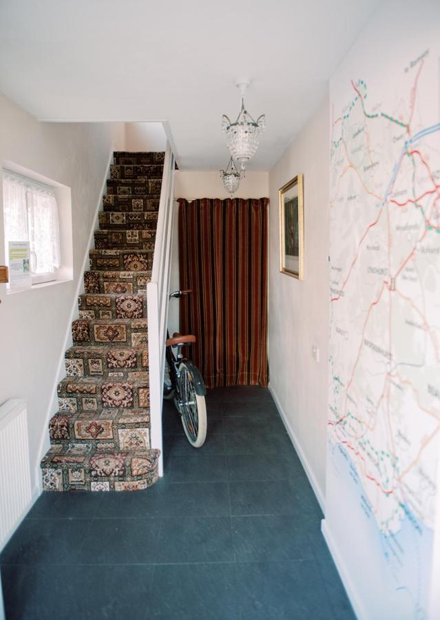 4 Lyndhurst Rd Brockenhurst Extérieur photo
